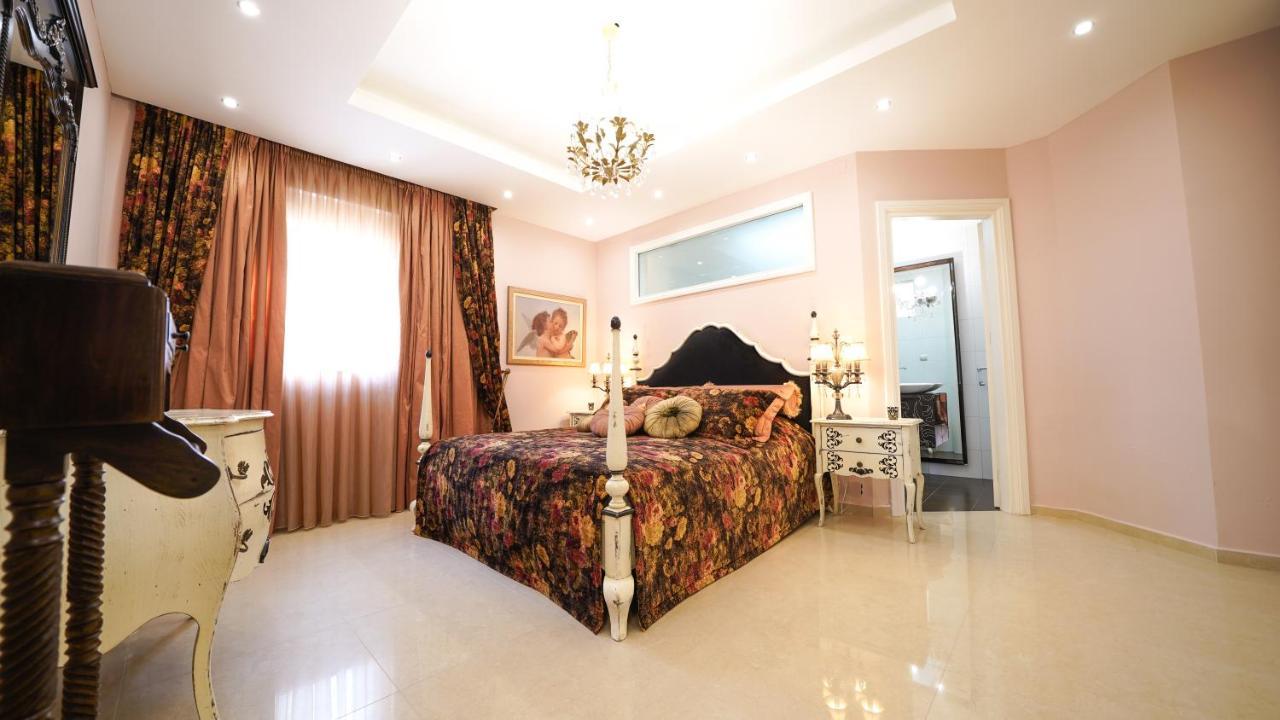 Luxury Villa Allure Dhafnes Esterno foto