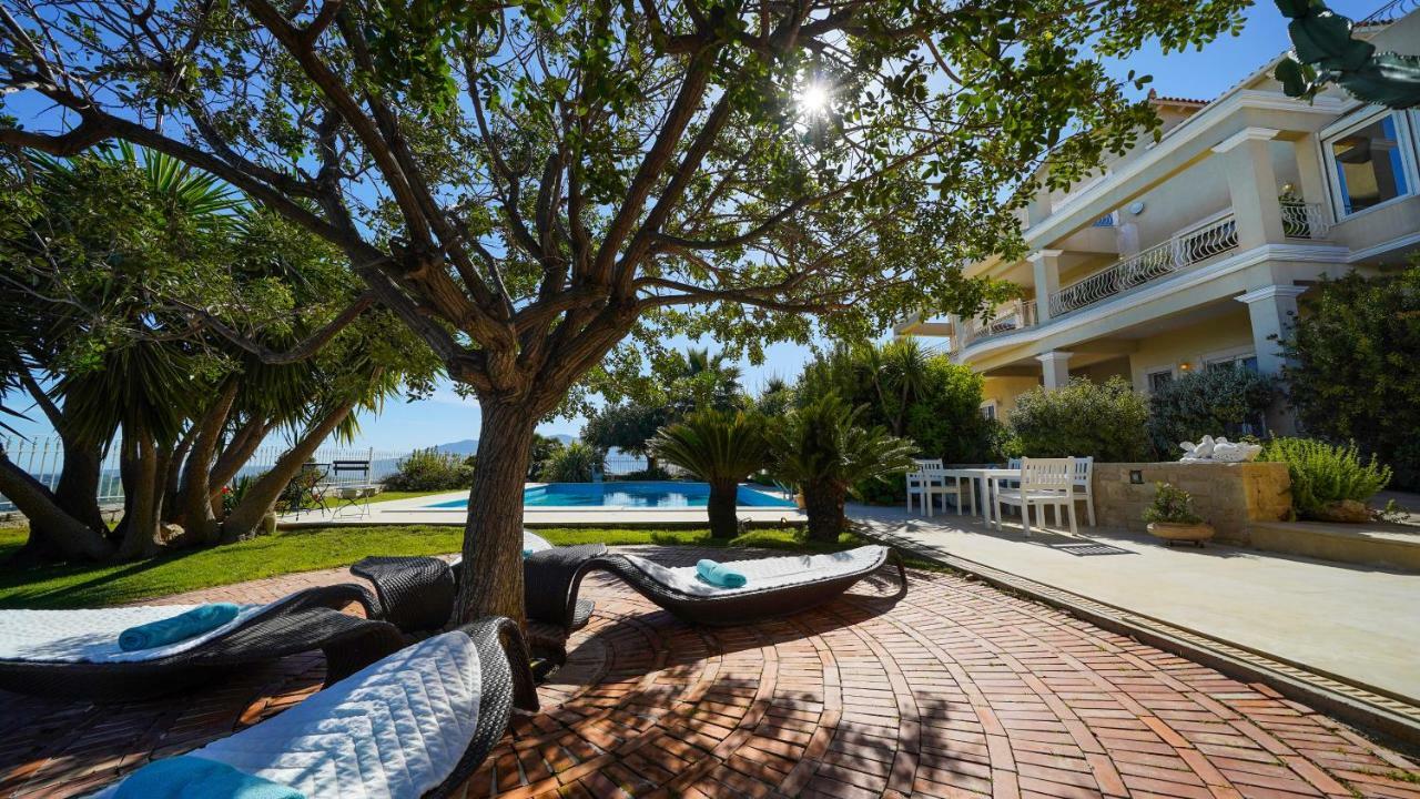 Luxury Villa Allure Dhafnes Esterno foto