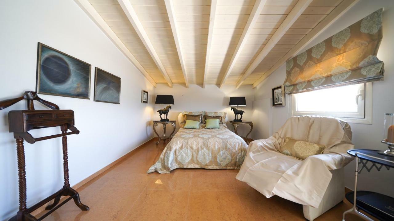 Luxury Villa Allure Dhafnes Esterno foto
