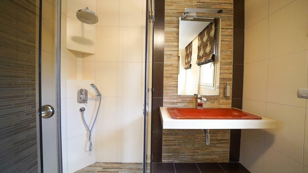 Luxury Villa Allure Dhafnes Esterno foto