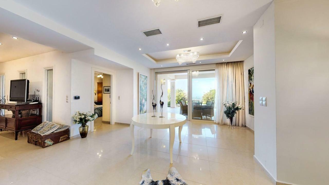 Luxury Villa Allure Dhafnes Esterno foto